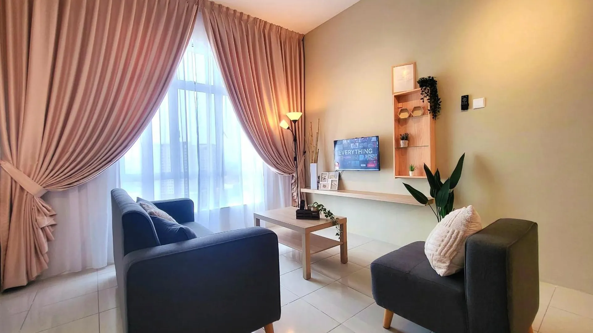 Ipoh Anderson Town Suites With 2 Parking By Iwh Apartment
